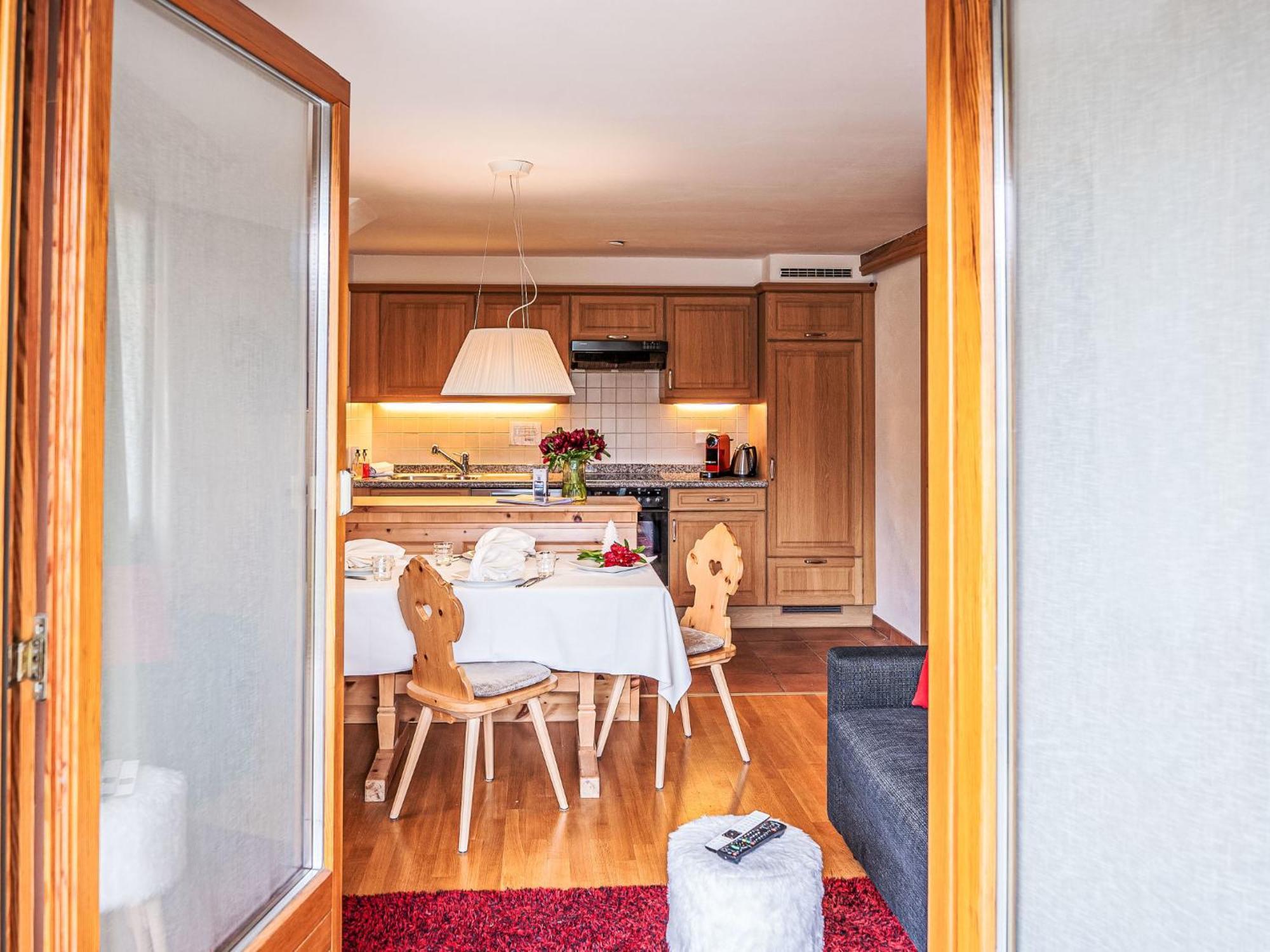Apartment Chesa Vadret Surlej By Interhome Exterior photo